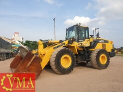 Máy xúc lật Komatsu WA470-7 sản xuất năm 2013