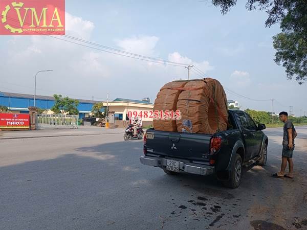 Giao 2 quả lốp 23.5-25-28PR cho anh Nam ở Hải Phòng