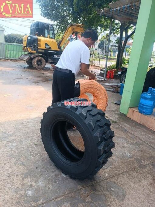 Lốp xe xúc lật 12-16.5