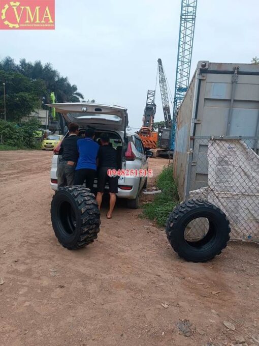 Lốp xe xúc lật 12-16.5